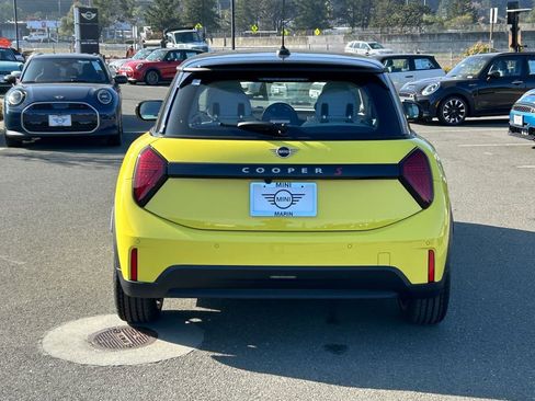 New 2026 MINI Cooper S image 4