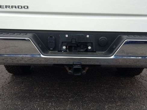 Used 2023 Chevrolet Silverado 1500 LT image 8