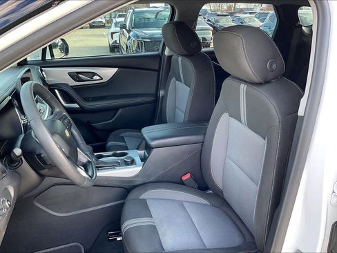 Used 2024 Chevrolet Blazer LT w/ Convenience Package image 10