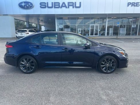 Used 2025 Toyota Corolla SE image 2