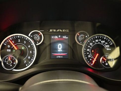 Used 2026 RAM 1500 Big Horn AWD/4WD image 5