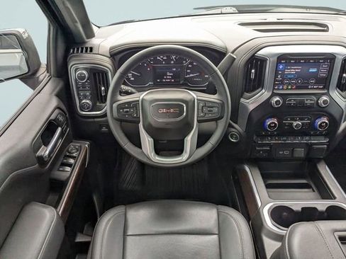 Used 2022 GMC Sierra 1500 SLT w/ SLT Premium Package image 2