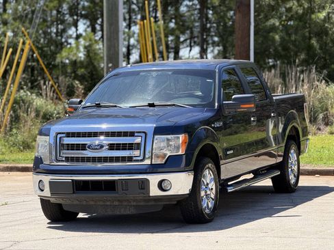 Used 2014 Ford F150 XLT w/ XLT Chrome Package RWD image 2