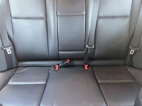 Used 2013 Mercedes-Benz C 250 Sedan image 34