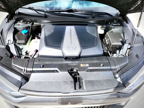 Used 2023 Kia EV6 Light RWD image 40
