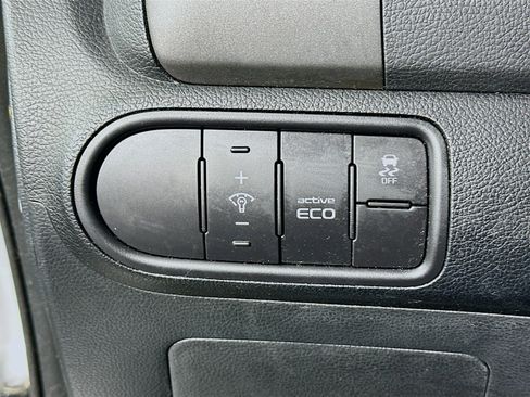 Used 2016 Kia Forte LX FWD image 17