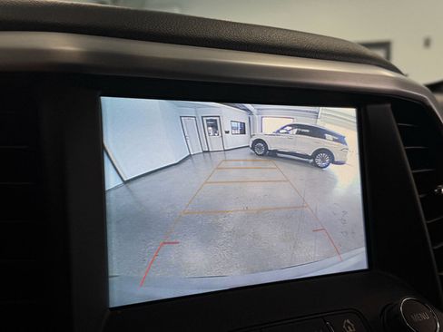 Used 2019 GMC Acadia SLT image 22