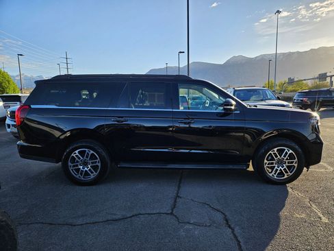 Used 2025 Ford Expedition Max Active AWD/4WD image 2