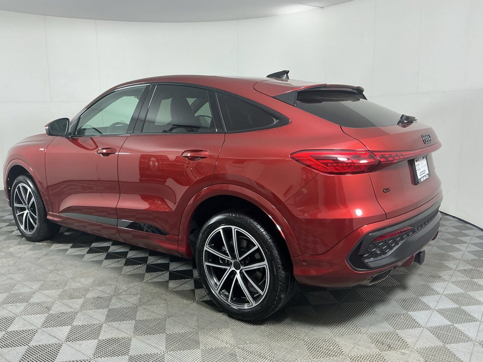 New 2026 Audi Q5 Premium Plus AWD/4WD image 7
