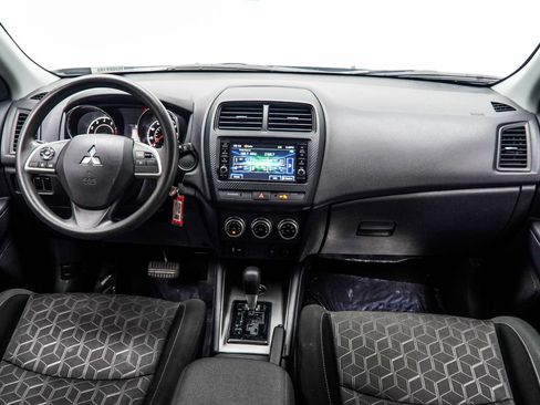 Used 2024 Mitsubishi Outlander Sport ES AWD/4WD image 5