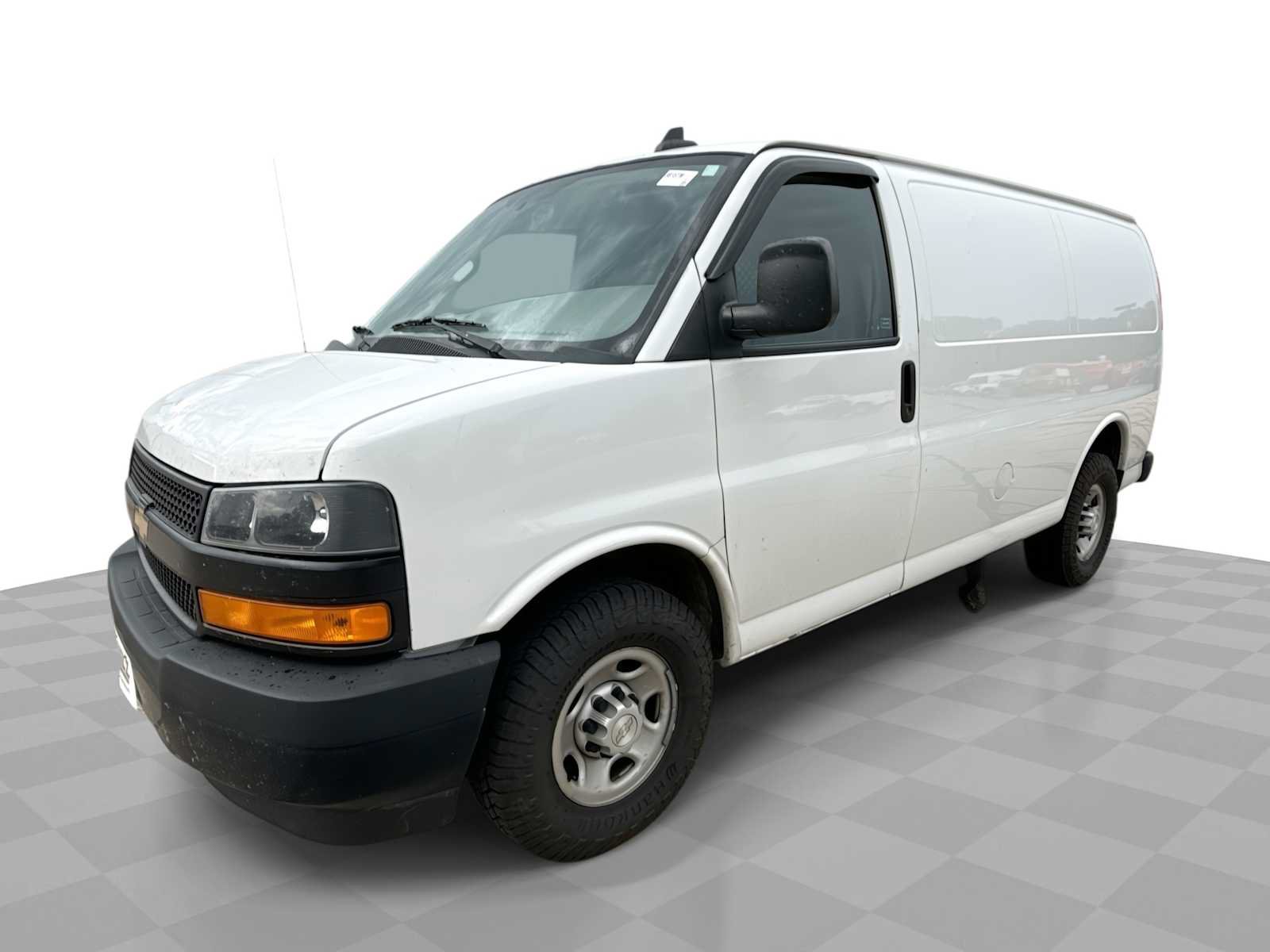 Used 2019 Chevrolet Express 2500 w/ Driver Convenience Package RWD image 1