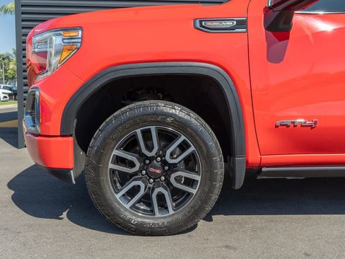 Used 2022 GMC Sierra 1500 AT4 w/ AT4 Preferred Package image 12