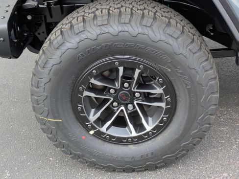 New 2026 Jeep Wrangler Unlimited Rubicon AWD/4WD image 21