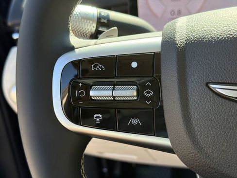 New 2026 Genesis GV70 2.5T Advanced image 25