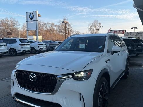 Certified 2025 MAZDA CX-90 Plug-In Hybrid w/ Premium Plus image 3