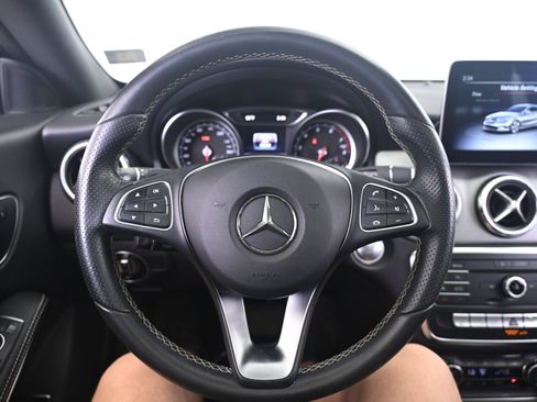Used 2018 Mercedes-Benz CLA 250 4MATIC image 33