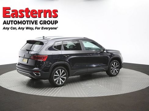 Used 2022 Volkswagen Taos SE AWD/4WD image 38