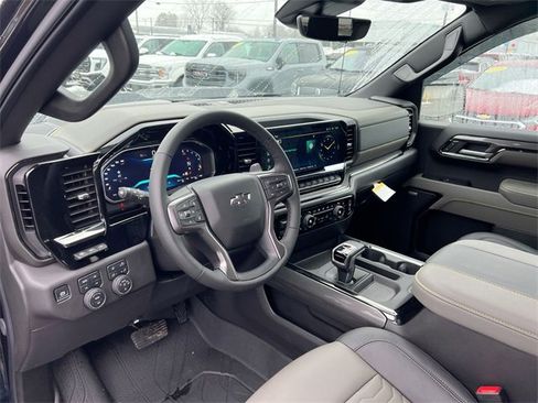 Used 2026 Chevrolet Silverado 1500 ZR2 image 10