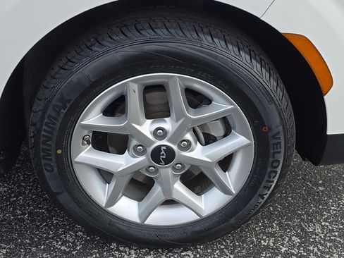 Used 2024 Kia Soul LX w/ Option Group 015 image 10