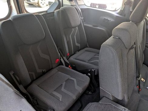 Used 2018 Ford Transit Connect XLT image 27