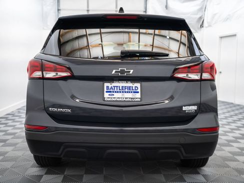 Used 2022 Chevrolet Equinox LS w/ LS Convenience Package AWD/4WD image 6