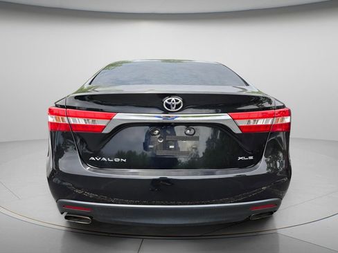 Used 2013 Toyota Avalon XLE Premium FWD image 6