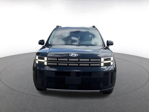 Used 2025 Hyundai Santa Fe SEL FWD image 2
