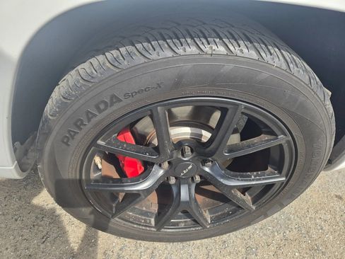 Used 2019 Jeep Grand Cherokee SRT image 31