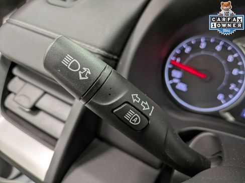 Used 2023 GMC Terrain SLT AWD/4WD image 18