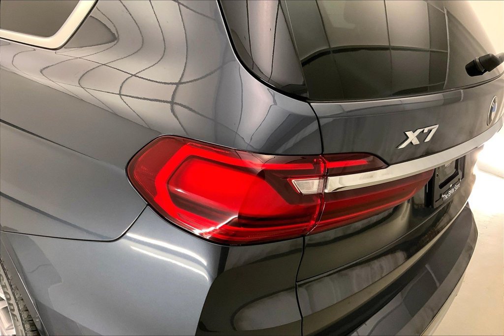 Used 2022 BMW X7 xDrive40i w/ Executive Package AWD/4WD image 28