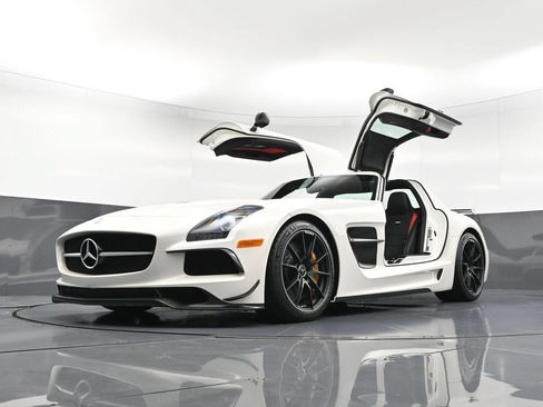 Used 2014 Mercedes-Benz SLS AMG Black Series image 43