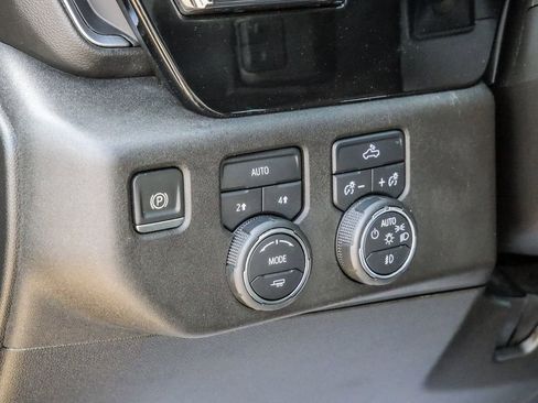 Used 2022 Chevrolet Silverado 1500 RST image 27