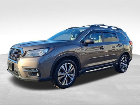 Used 2021 Subaru Ascent Limited image 3