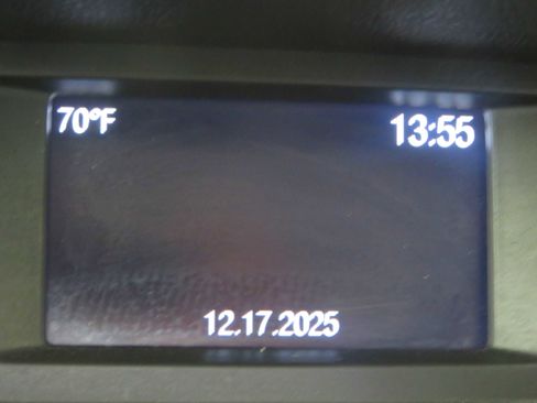 Used 2016 Ford Transit Connect XL image 32