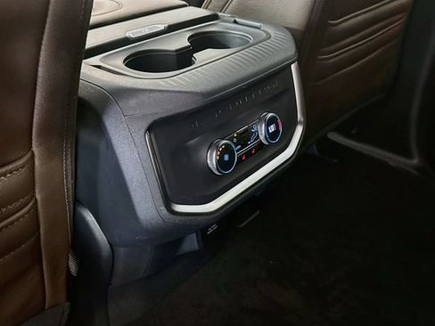 Used 2025 Ford Expedition King Ranch AWD/4WD image 27