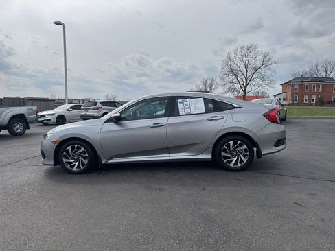 Used 2016 Honda Civic EX image 4