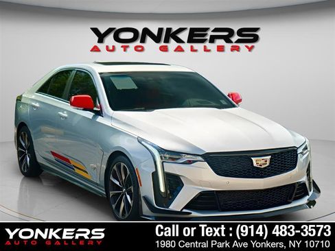 Used 2024 Cadillac CT4 V Blackwing w/ Arrival Edition image 7