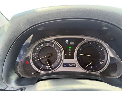 Used 2010 Lexus IS 250 RWD image 11