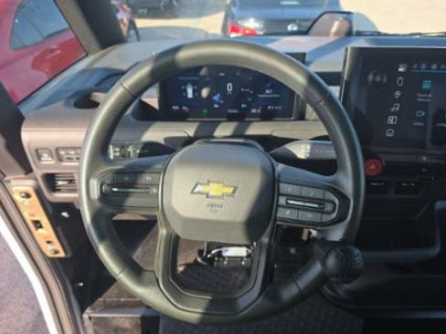 Used 2025 Chevrolet Brightdrop 400 w/ Battery Pack, Max Range AWD/4WD image 10