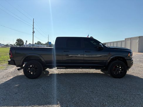 Used 2022 RAM 2500 Limited AWD/4WD image 4