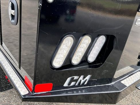 Used 2023 GMC Sierra 3500 SLE w/ SLE Convenience Package image 31