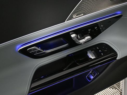 Used 2025 Mercedes-Benz AMG GT 43 image 8
