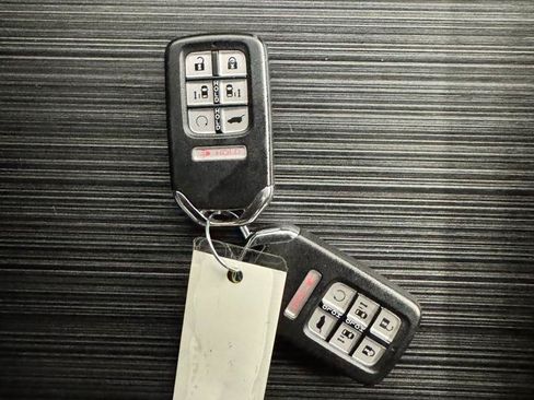 Used 2019 Honda Odyssey EX-L image 54