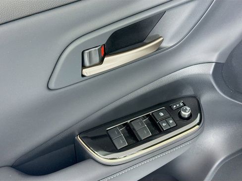 Used 2024 Toyota Crown XLE image 23