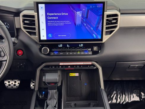 Used 2025 Toyota Tundra Limited w/ TRD Off-Road Package image 20