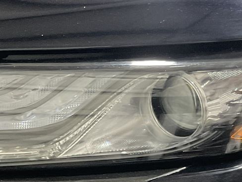 Used 2024 Toyota Camry XSE FWD image 9