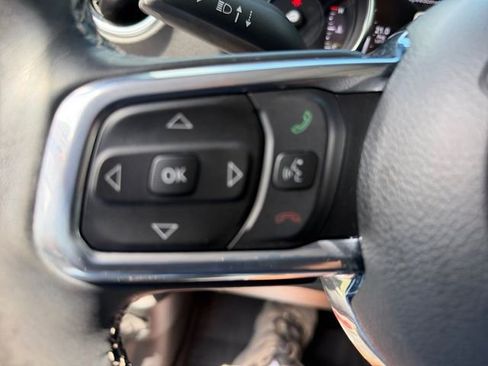 Used 2023 Jeep Wrangler Unlimited Sahara w/ Cold Weather Group AWD/4WD image 22