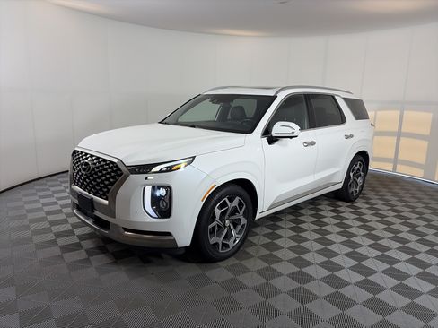 Used 2022 Hyundai Palisade Calligraphy w/ Cargo Package AWD/4WD image 2