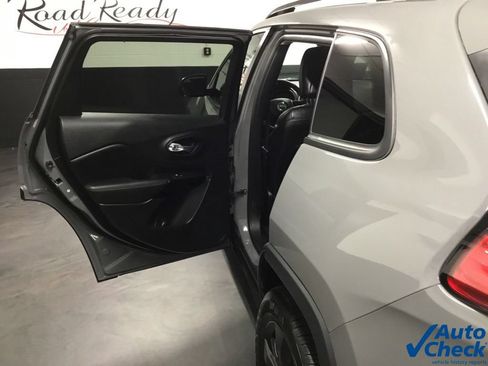 Used 2023 Jeep Cherokee Altitude Lux w/ Lux Elite Package AWD/4WD image 26