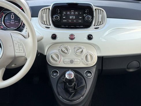 Used 2018 FIAT 500 Pop image 17